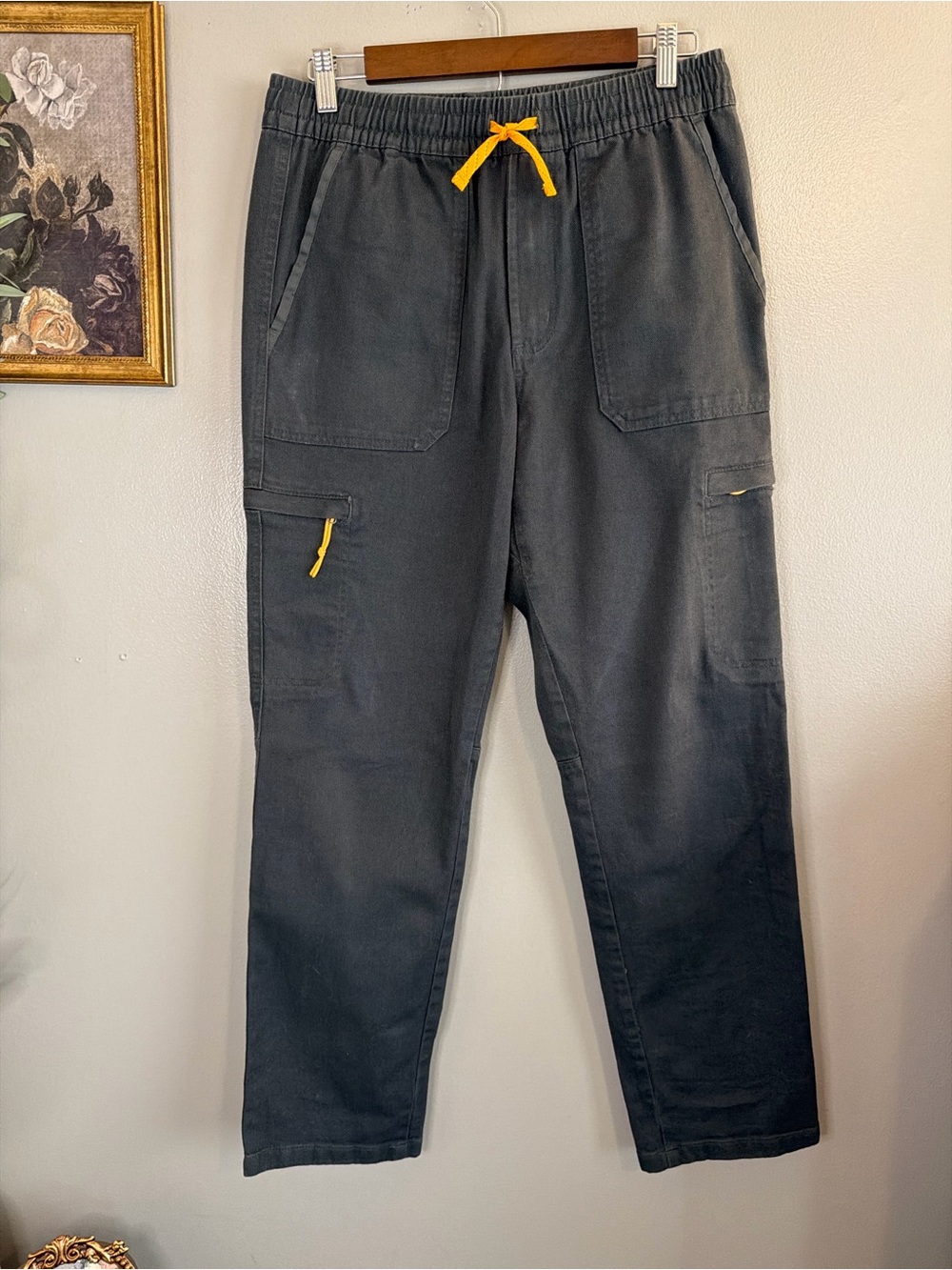 The North Face Men’s Utility Cargo Pants Gray Elastic Waist Outdoor Casual Small - Picture 3 of 6